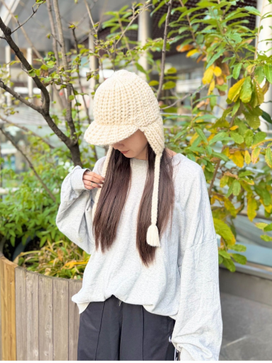 【肌触りの良いローゲージのリブ編みのシコロ付きニットキャップ🌙】