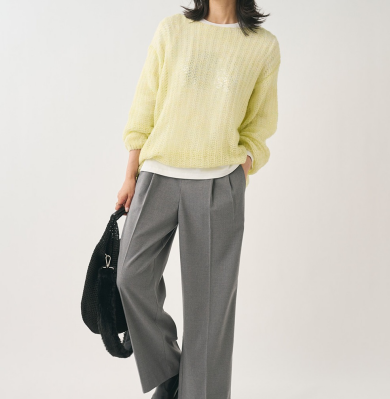 👗美シルエットと履き心地の良さを両立したタックワイドパンツ👗