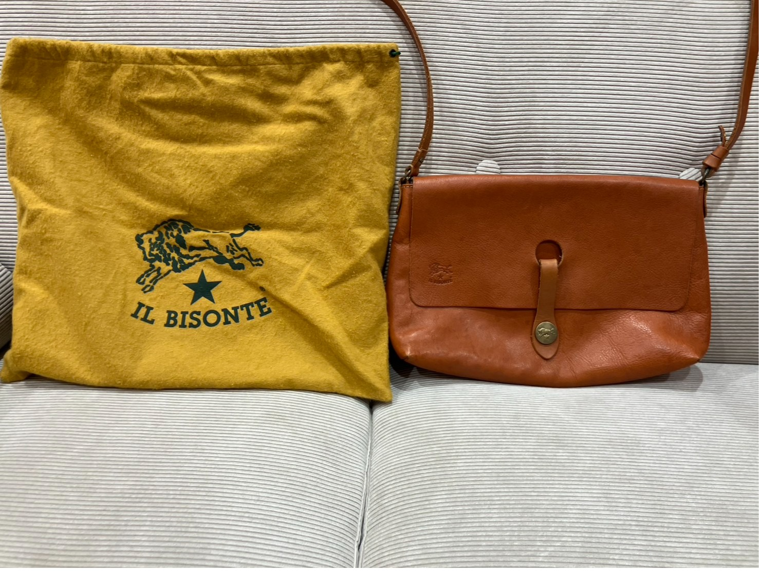 IL BISONTEショルダーバッグお買取いたしました！｜ジュエルカフェ 
