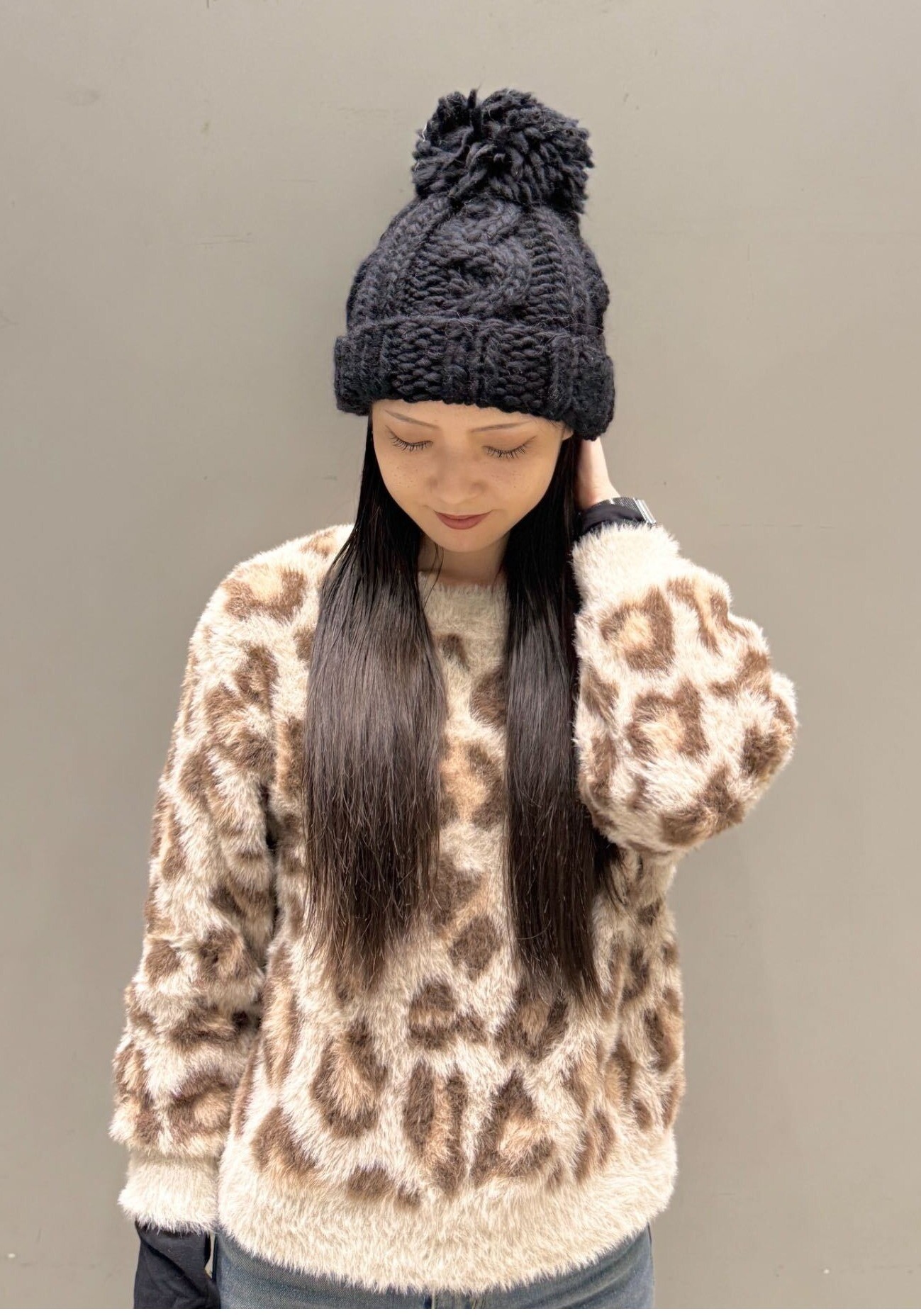 被り口が深く程よいボリュームのポンポン付きニット帽】 │カシラ