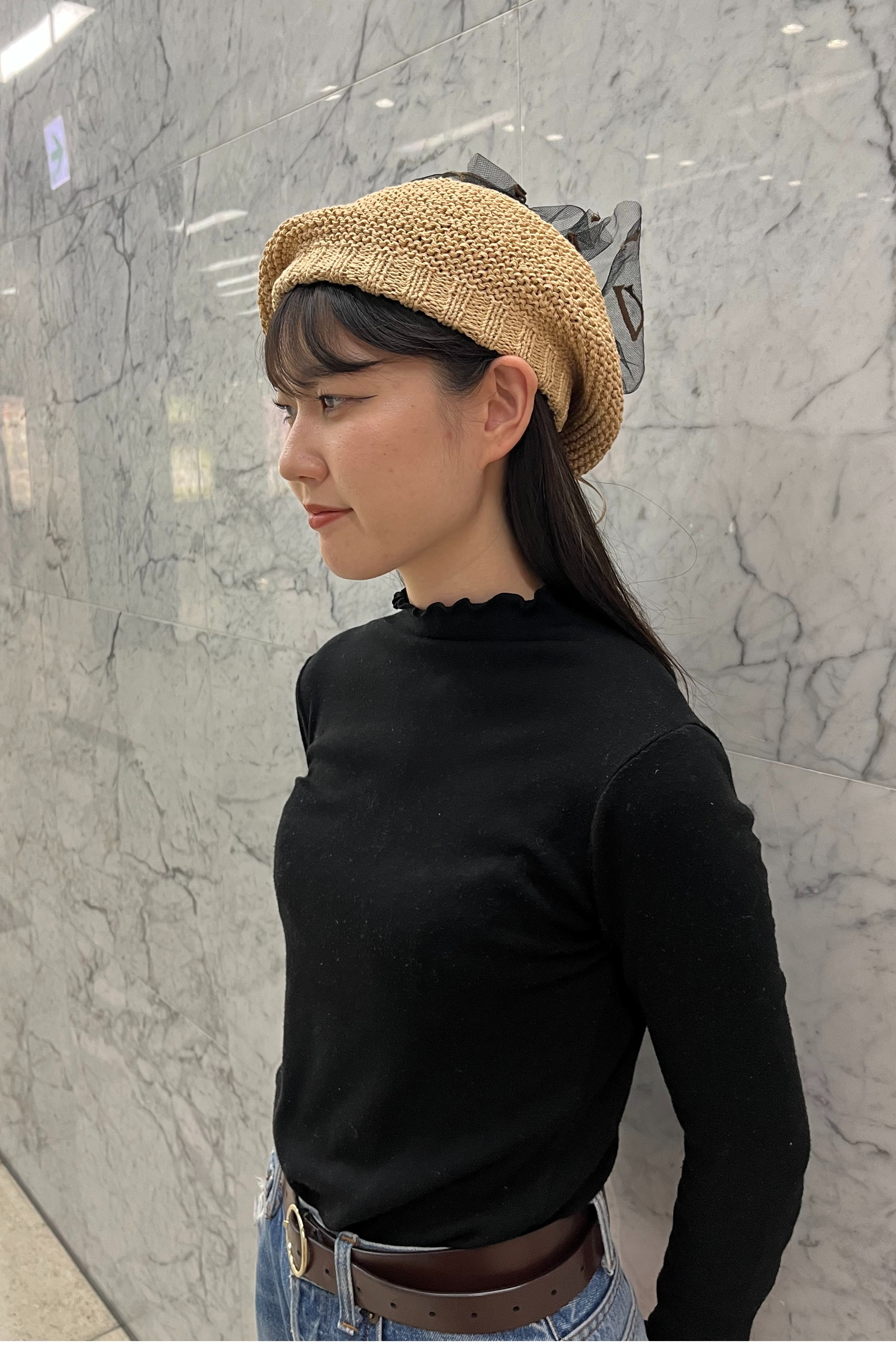 羊の毛のコートの女性の帽子の色の濃いアルファベットの刺繍の上着 アルファベット刺繍のオーガンジーがかわいい🔳ベレー帽