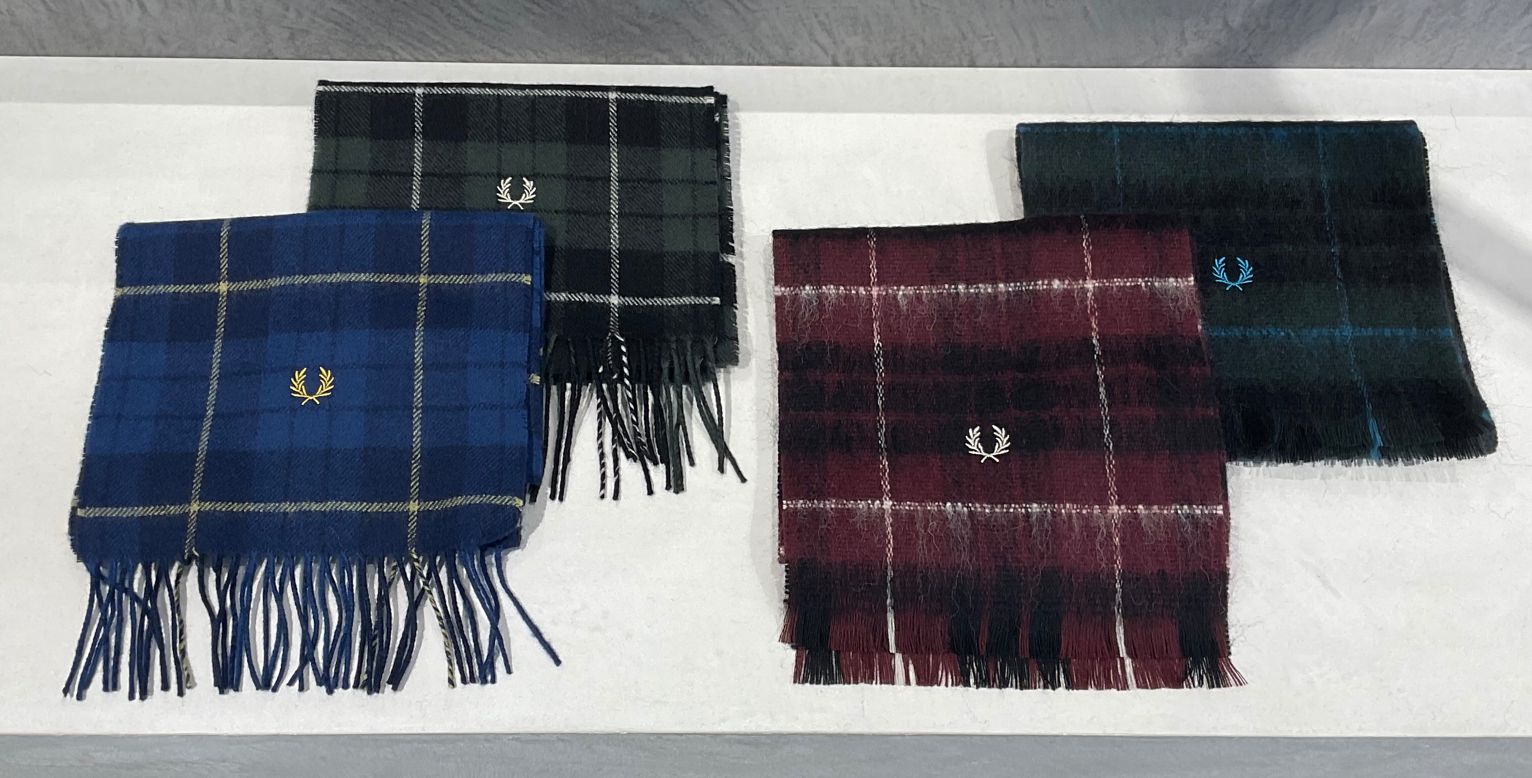 FRED PERRY（フレッドペリー）の「Brushed Wool Tartan Scarf