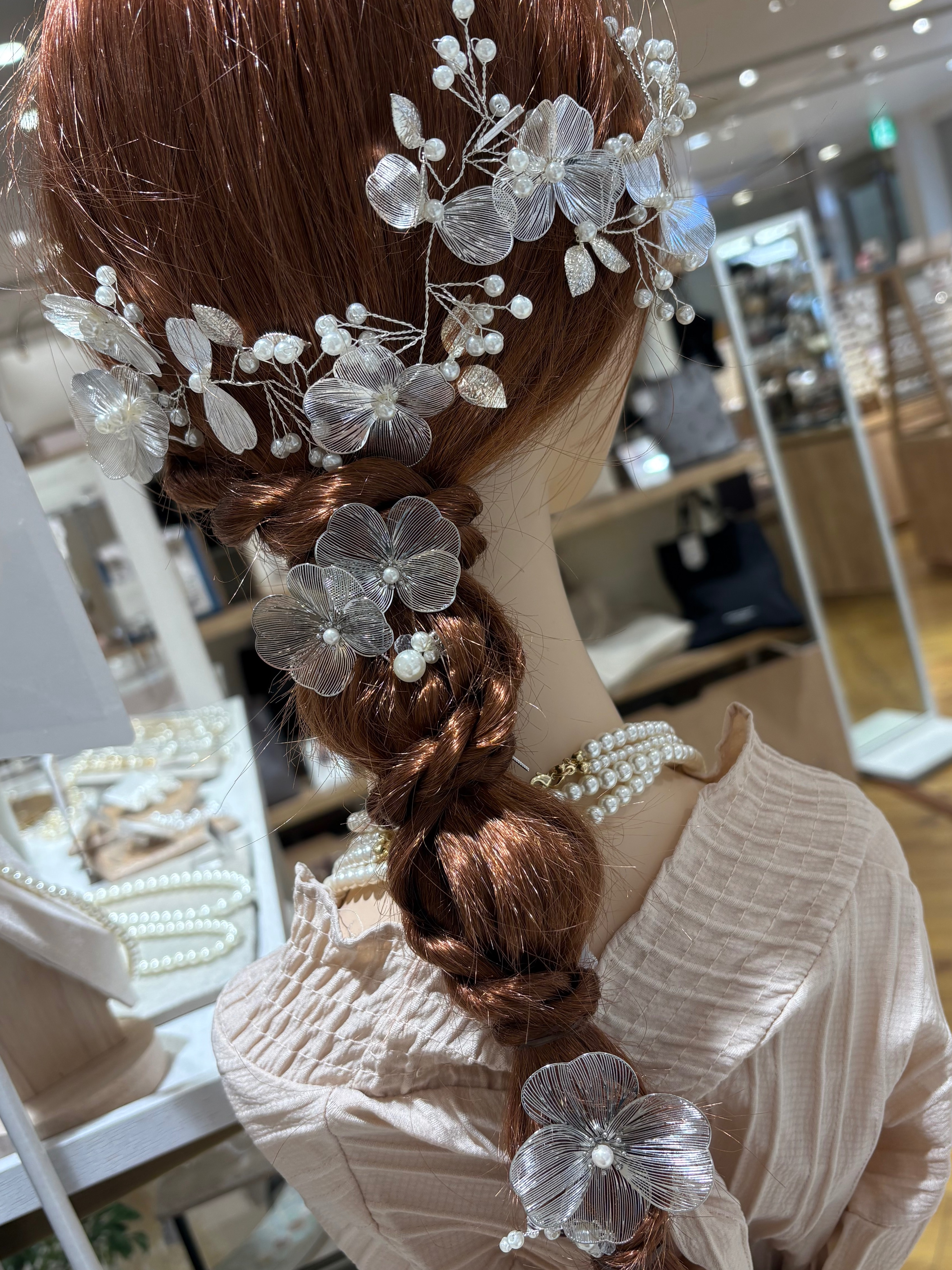 ワンピースとヘッドドレス pic up】ヘッドドレス │ハートダンス │ ショップブログ │ JR博多