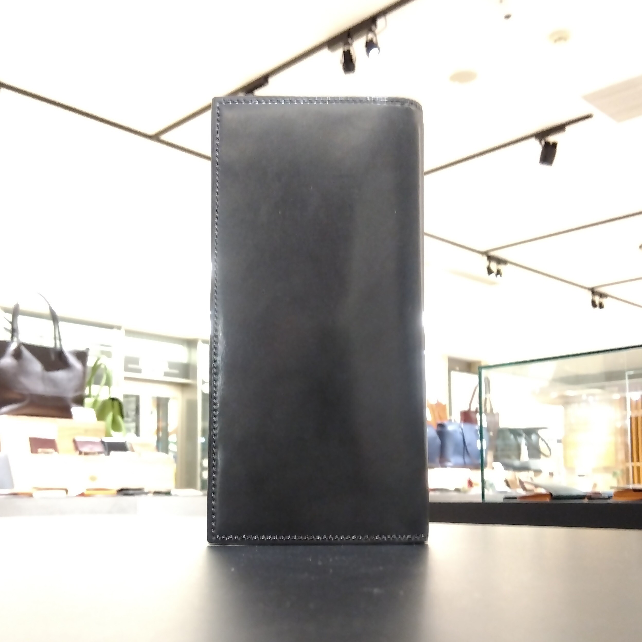 Flathority】フラソリティ ホーウィンシェルコードバン長財布 │フリー