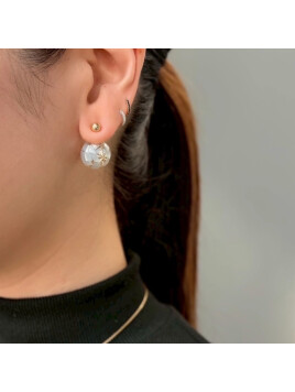 ピアス