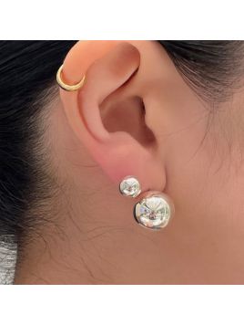ピアス