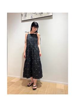 pearl embroidery ドレス
