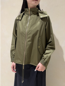 ブルゾン