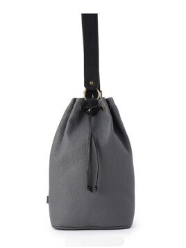 ショルダーバッグ