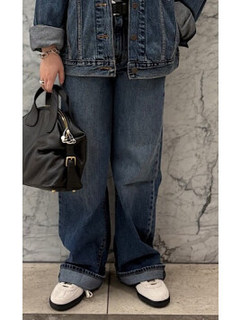 Levi’s:RIBCAGE WIDE LEG