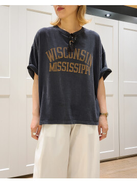 【REMI RELIEF レミレリーフ】別注TEE WISCONSI ロゴTシャツ