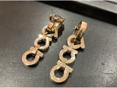 フェラガモ ガンチーニイヤリングをお買取いたしました✨ ジュエルカフェ アミュプラザ博多店です!