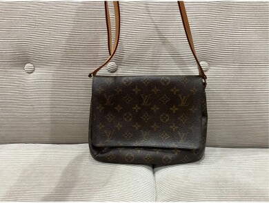 ✨【LOUIS VUITTON ミュゼットタンゴ✨モノグラム ミニショルダーお買取しました！】✨