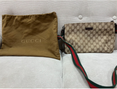 GUCCI GGキャンバスショルダーバッグ 高価買取いたしました！