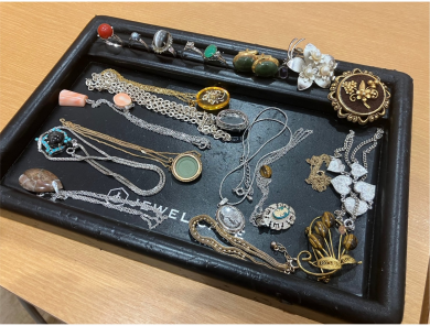 ✨他店でお値段が付かなかったメッキジュエリー、お買取いたしました!✨