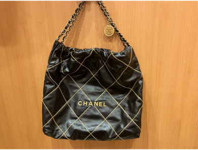 💎【CHANEL】22 ハンドバッグ 黒 シャイニー買取強化中！💎 ✨買取専門店だからこその高額査定！✨