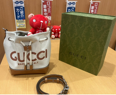 グッチ キャンバス ミニショルダーバック ライトブラウンをお買取り致しました！
