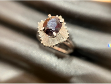 PT900リング(色石付き)を高価買取いたしました!💍✨