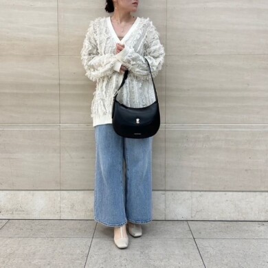 Japan🇯🇵 / Korea🇰🇷 Collection❣️トレンドのハーフムーンバッグ！