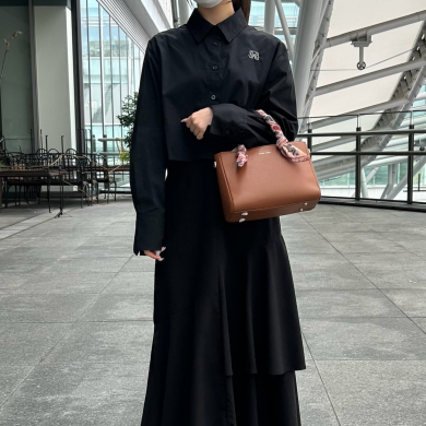 【大人気💕】シンプルなレザーバッグ👜