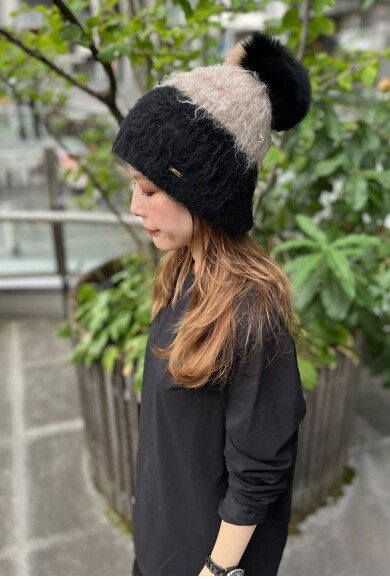 【グラデーションカラーのような2色使いがかわいい💠ニット帽】