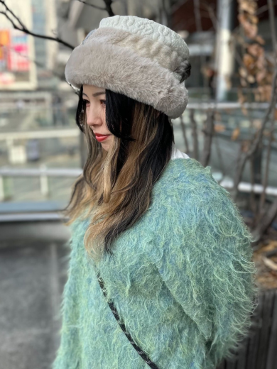 【見る方向で生地が違うアトリエメイドのトーク帽❄】