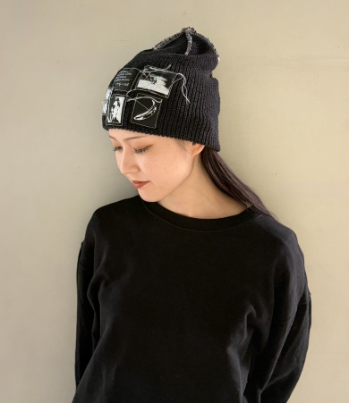 【アートのワッペンがアクセント🌟シングルニット】