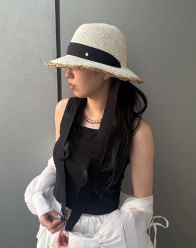 【通気性抜群で見た目にも爽やか🍃✨ペーパー素材のワイドブリムハット】