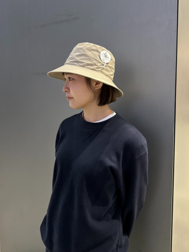 【サイドのミュールバウアーピンがワンポイントに📍ハット】