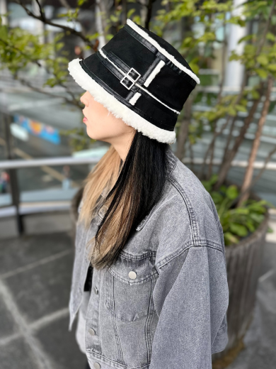 【ムートン調に生地と合皮でかっこかわいく❧アトリエメイドのバケットハット】