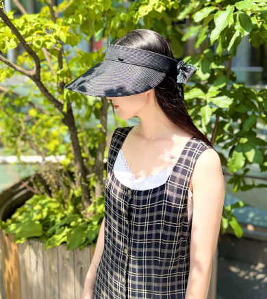 【くるくると丸めればコンパクトサイズに👍💕チュールを纏ったサンバイザー】
