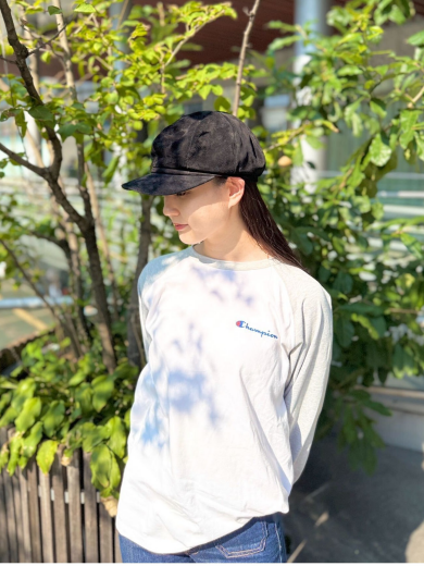 【ユニセックスでお揃いにも◎総革キャスケット】