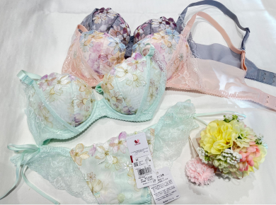 ＊重力に負けないバストケアBra＊