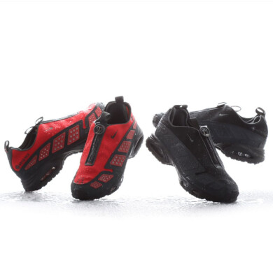 NIKE  W AIR MAX SNDR GTX