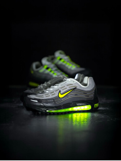 NIKE AIR MAX TL 2.5