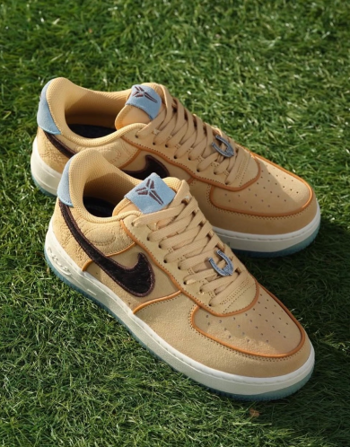 NIKE AIR FORCE 1 LOW PROTRO