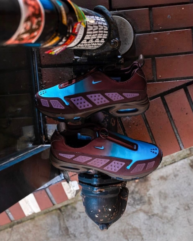 NIKE SNDR MAX