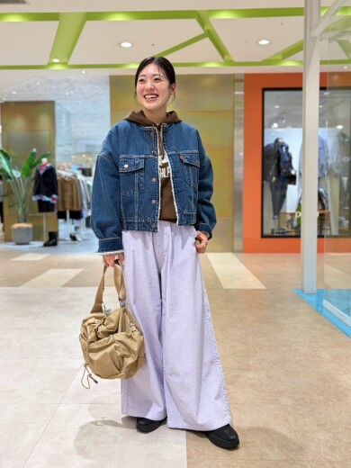 【Levi's】驚きのこの軽さ❗️ぜひお試しあれ✨