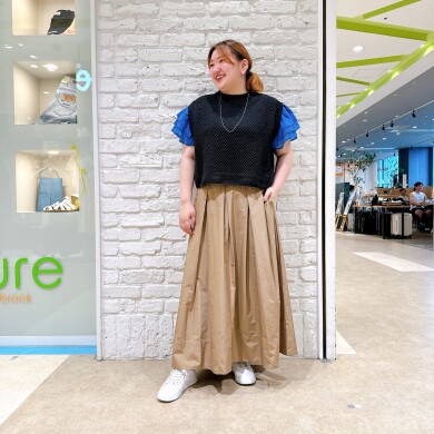【toris】ウエストのドローコードでギュッと絞れる！ ハリ感とボリュームが大人かわいいフレアスカート🌼