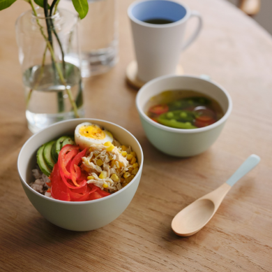 毎日の食卓に寄り添う器「山中塗シリーズ」！