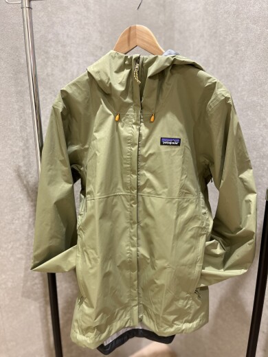 悪天候の日におすすめ　Patagonia JKT