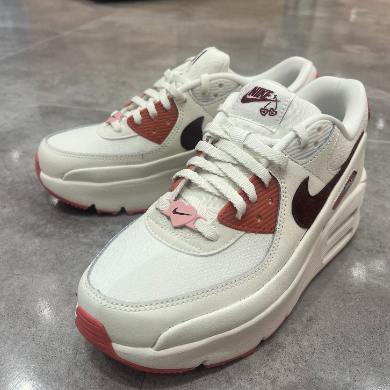 ☆NIKE☆新商品!!