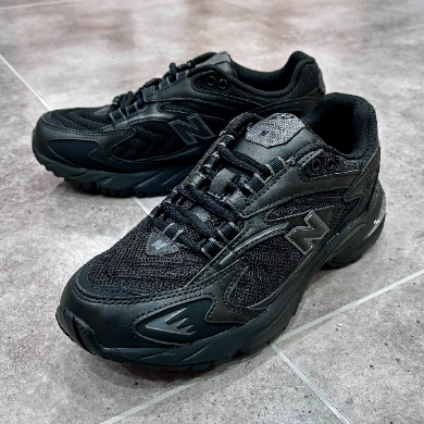 ☆NEW BALANCE☆新商品！