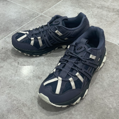 ☆ASICS☆新商品！
