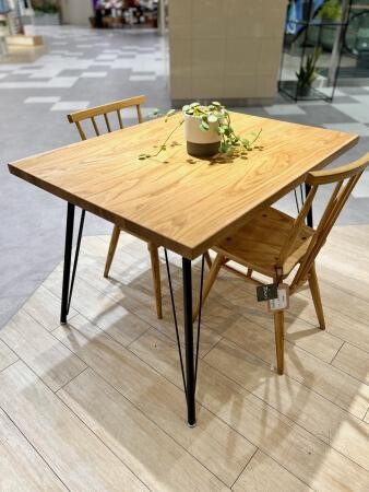 オリジナルテーブルがスペシャルプライス