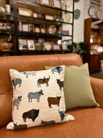 お部屋を彩るクッションカバー