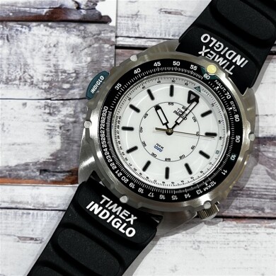 【TIMEX】流行と文化を生み出した90’sカルチャー