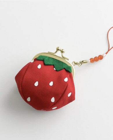 【博多店限定】いちごチャーム再入荷🍓