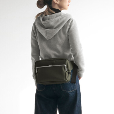 洗練されたマットな質感と心地よい手触り