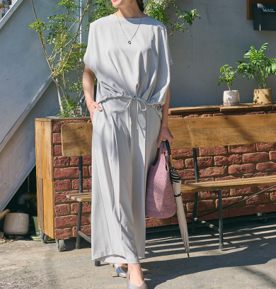 👗機能性と美しさを両立した大人の夏セットアップ👗